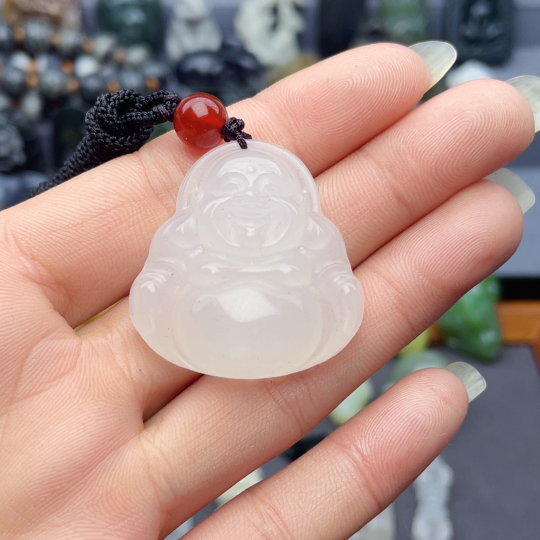 和田玉颈饰未镶嵌