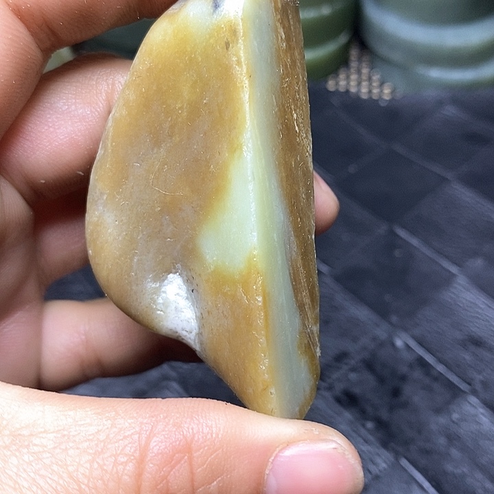 和田玉毛料未镶嵌
