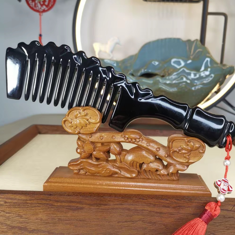 精品黑水黑金刚竹节爱心 按摩梳