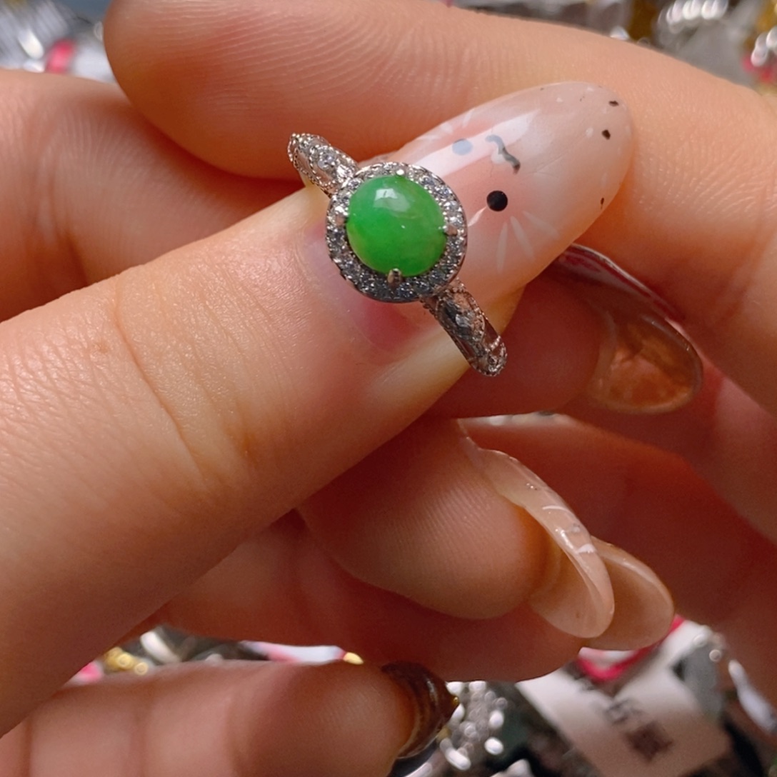 银S925镶嵌戒指翡翠百内无证书