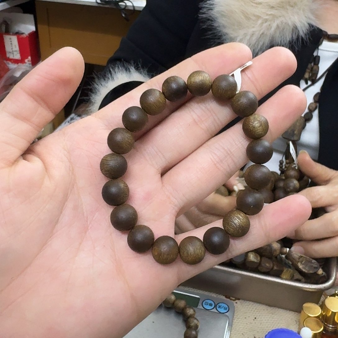 沉香木手串白棋沉水单圈1.0-13 克多样性发一