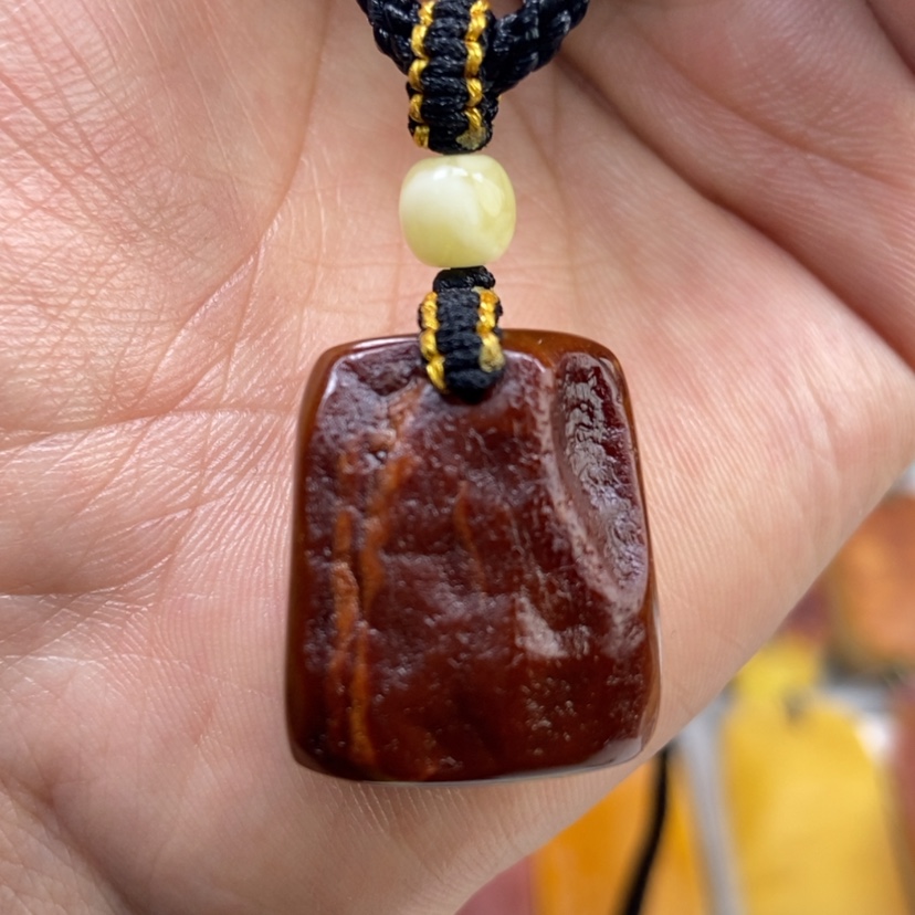 【闪购商品】琥珀颈饰未镶嵌