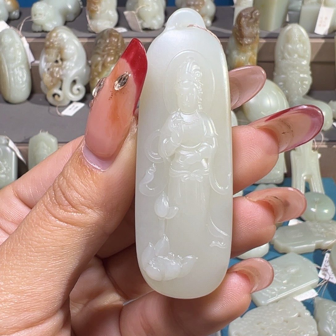 和田玉（糖玉）未镶嵌颈饰