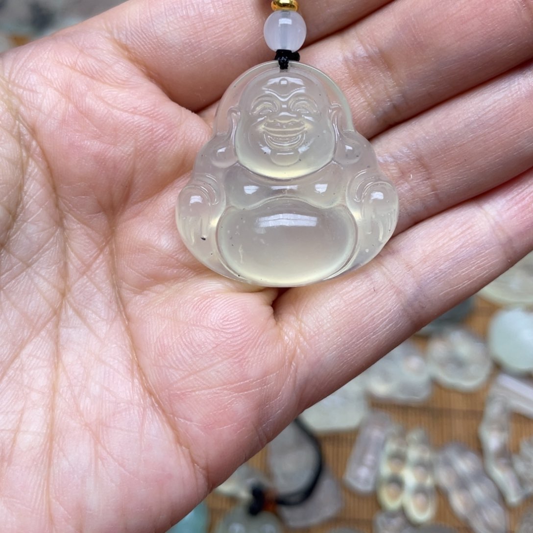 未镶嵌蛇纹石玉颈饰