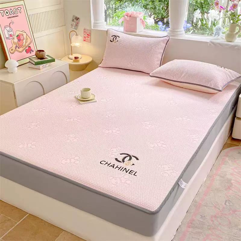 大牌风冰豆豆凉席三件套颜色随机