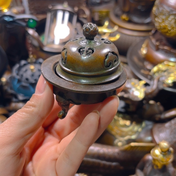 铜器摆件收收藏藏