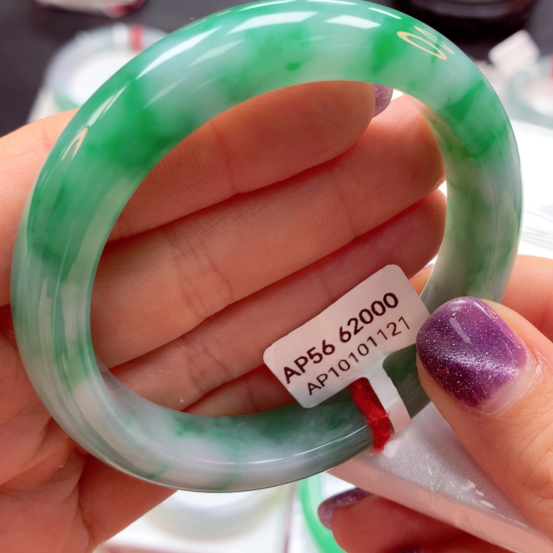 翡翠手镯未镶嵌42号85