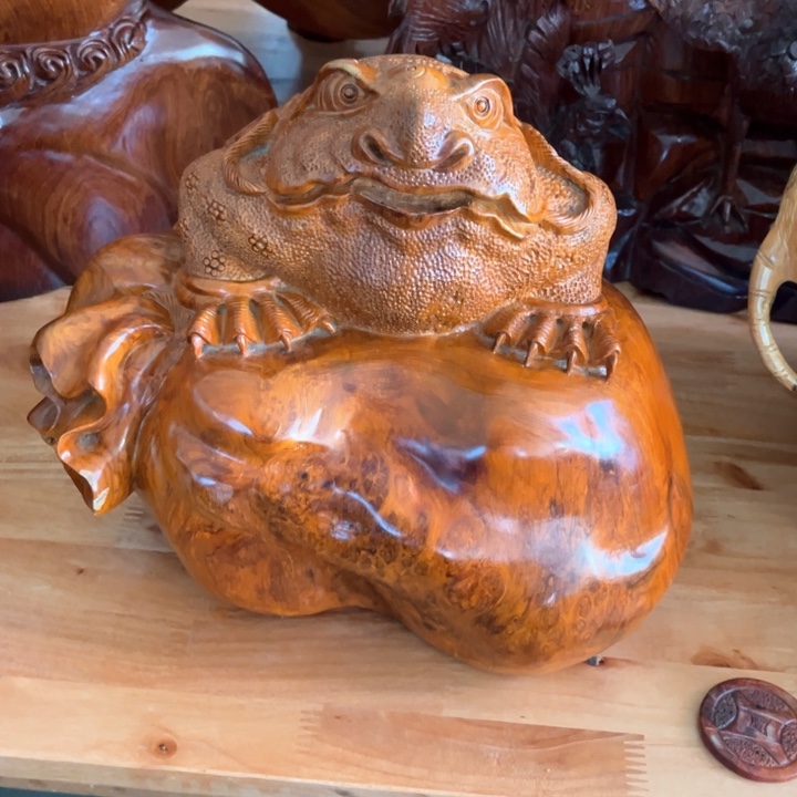 大果紫檀（缅甸花梨）万**光金蟾摆件