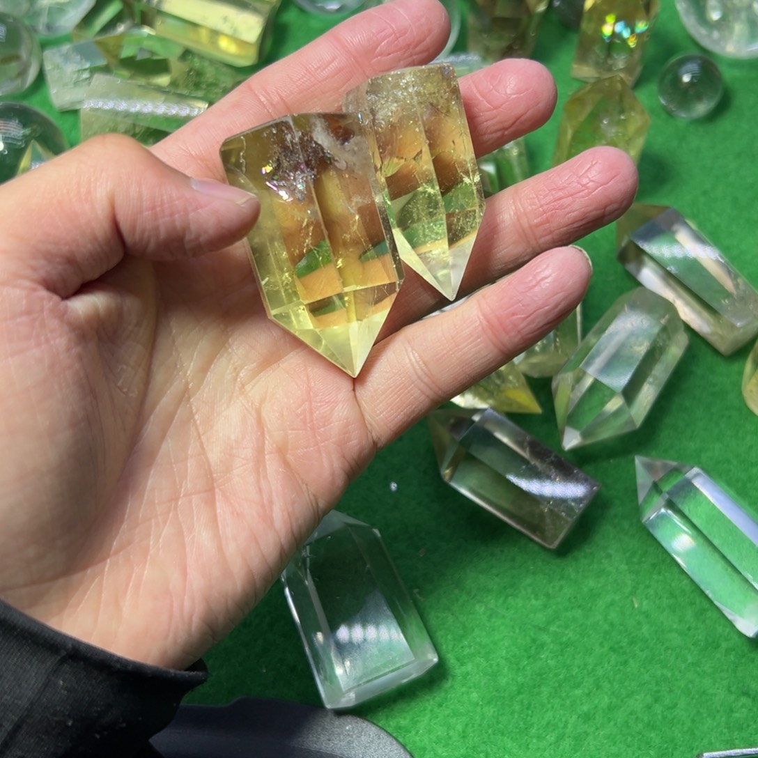 酩***牧水晶珠宝半成品未镶嵌