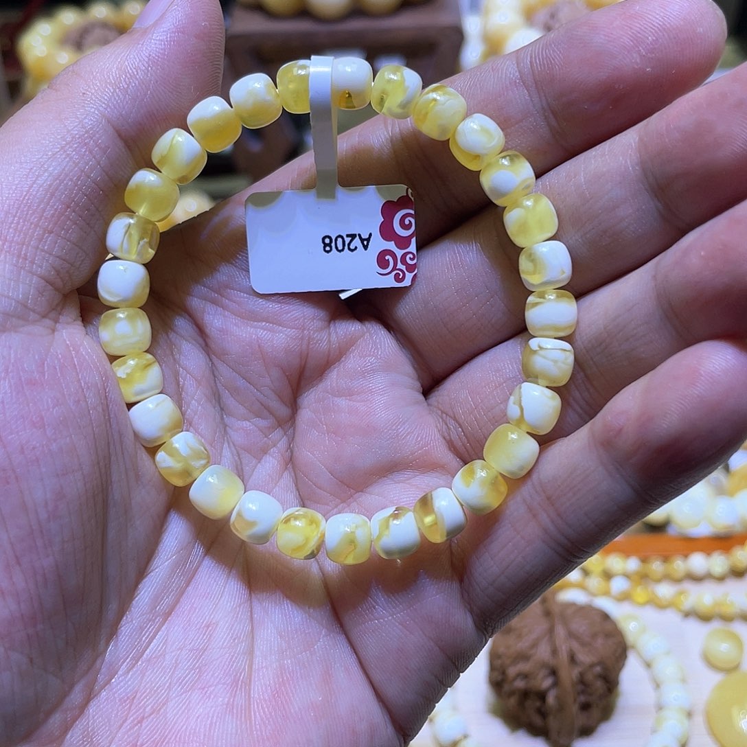 蜜蜡手串未镶嵌7mm毕业级玻璃底金瓷白