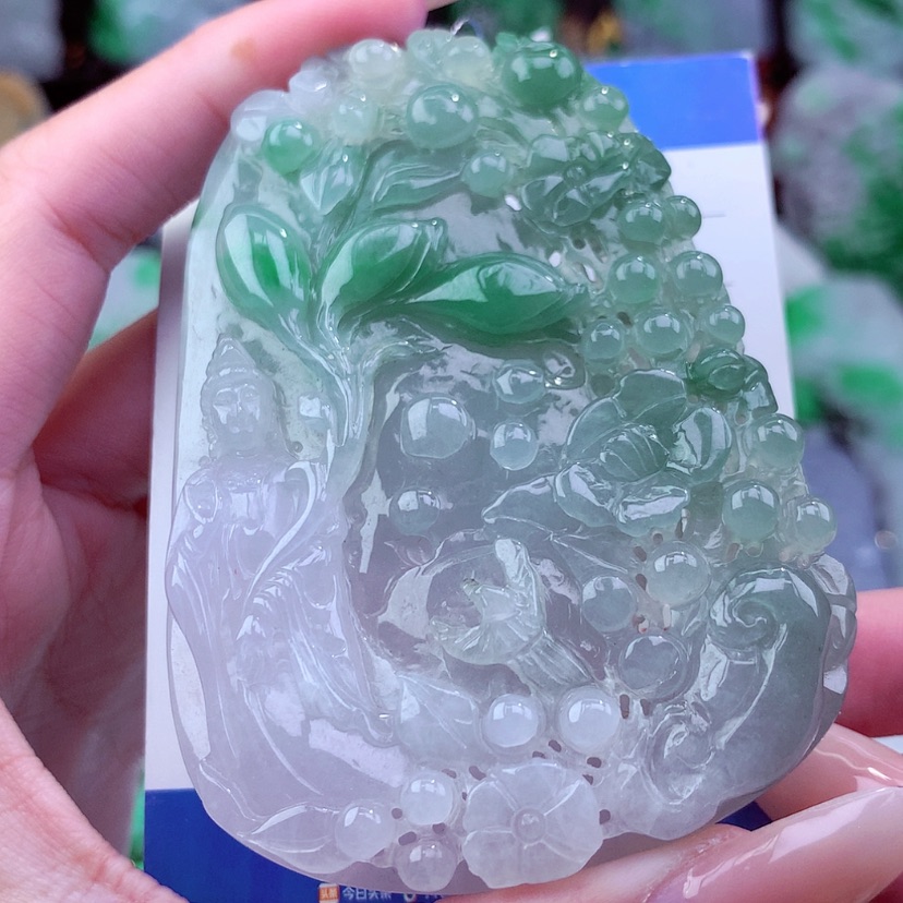 【闪购商品】翡翠颈饰未镶嵌天然