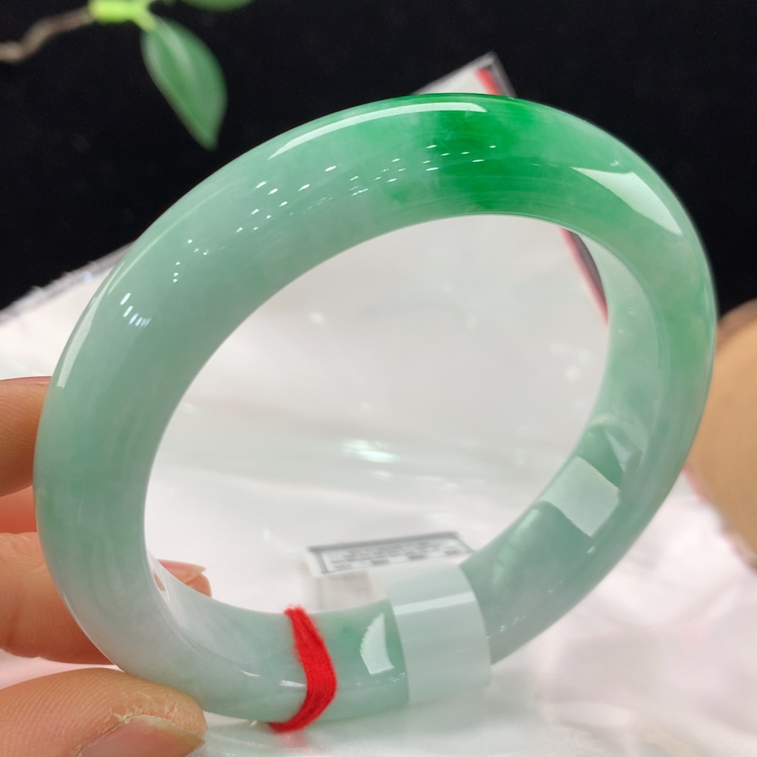 翡翠手镯未镶嵌111-0002