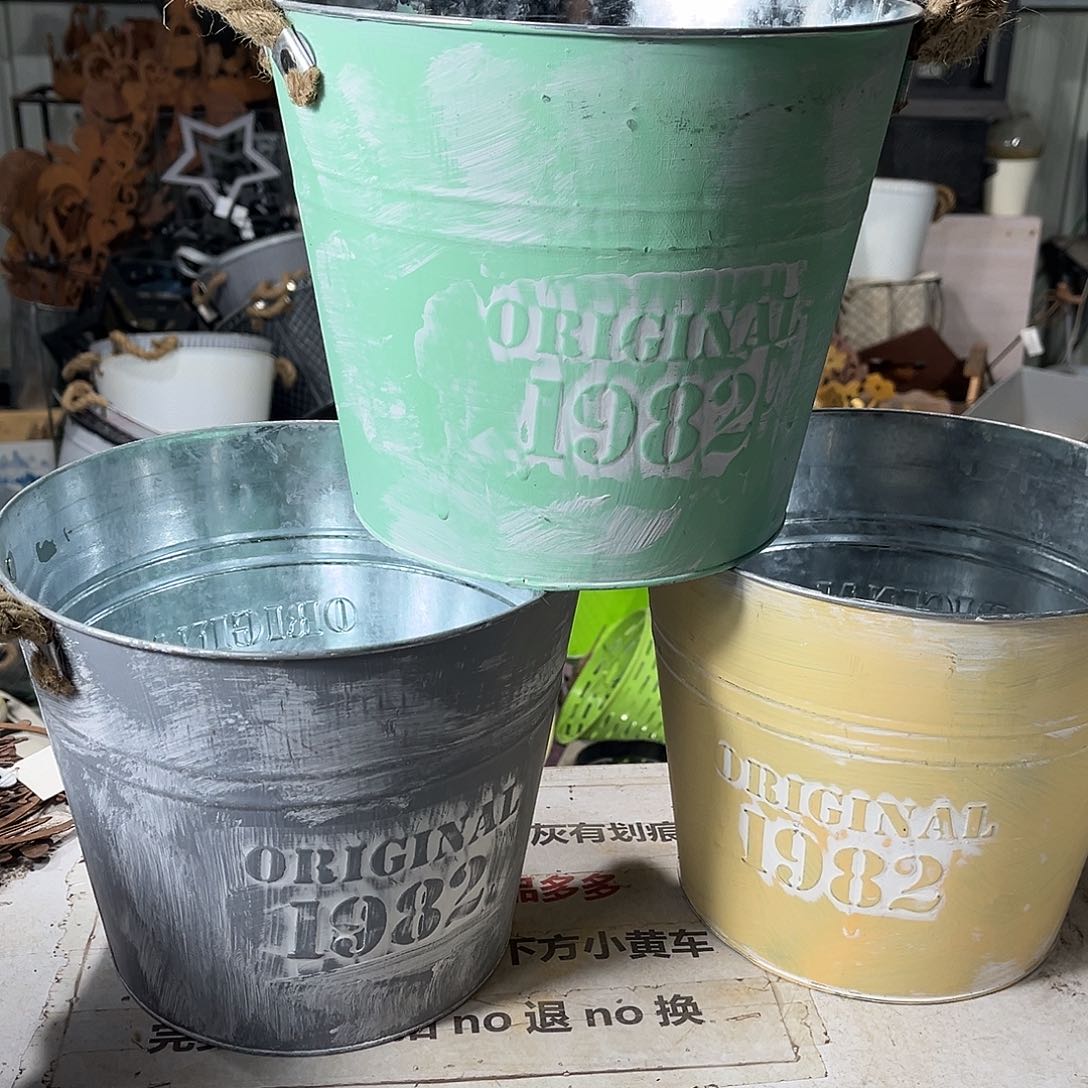 默认瑕疵介意勿拍发出不退不换