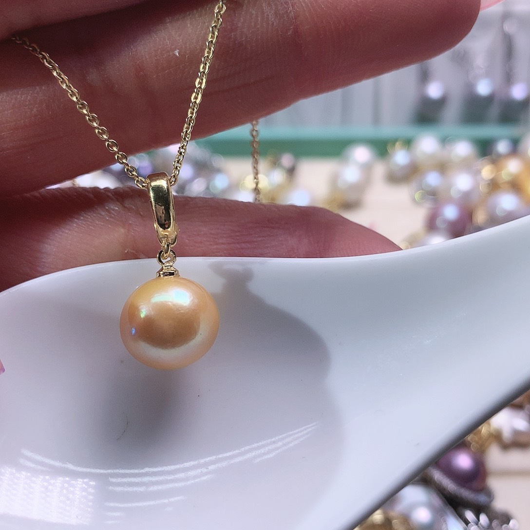 淡水珍珠吊坠(赠链)合金