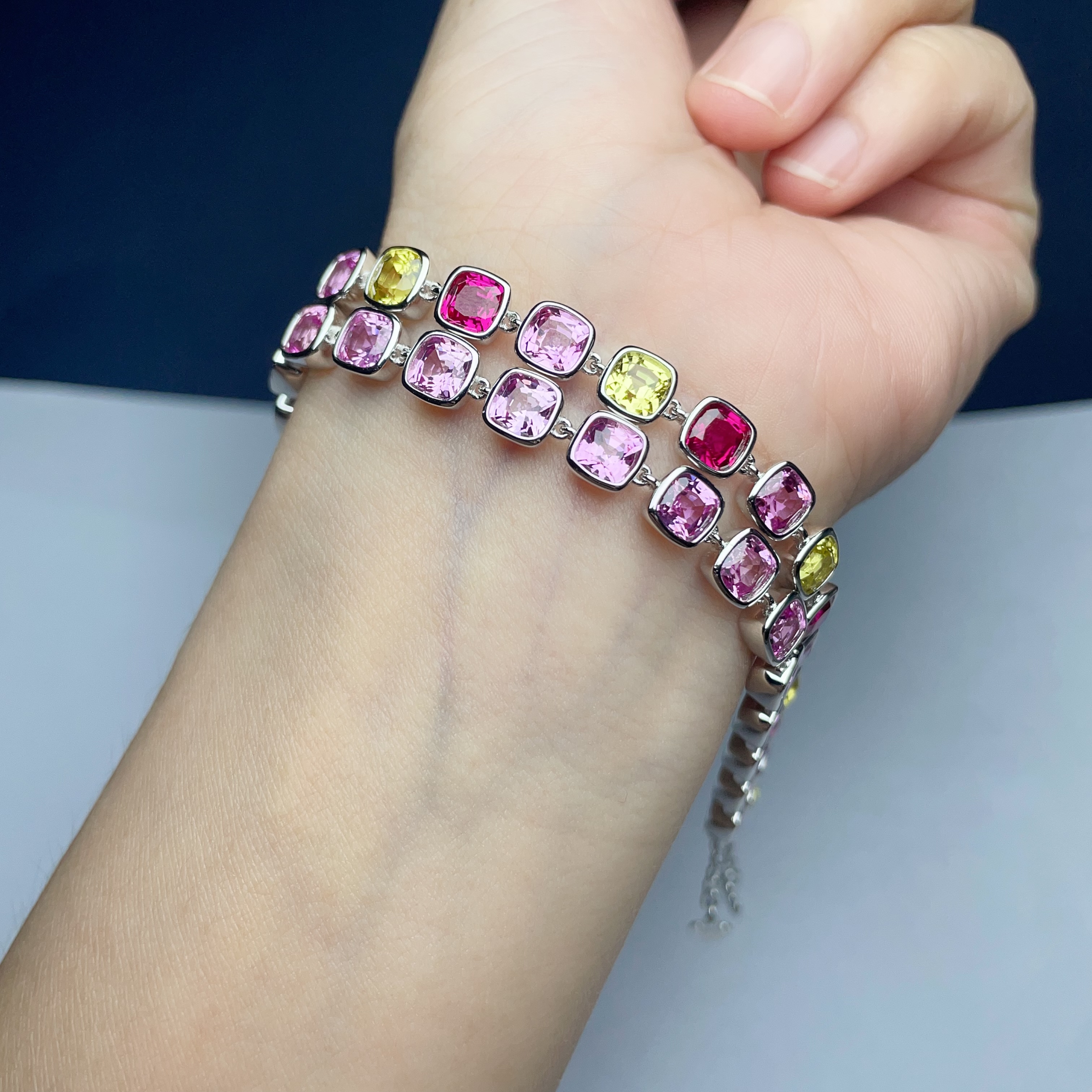 培育蓝宝石培育彩色蓝宝石手链