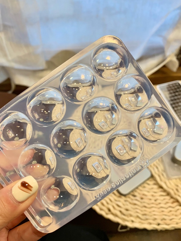 Kusacollection硅胶调色盘分装加厚附赠铁盒