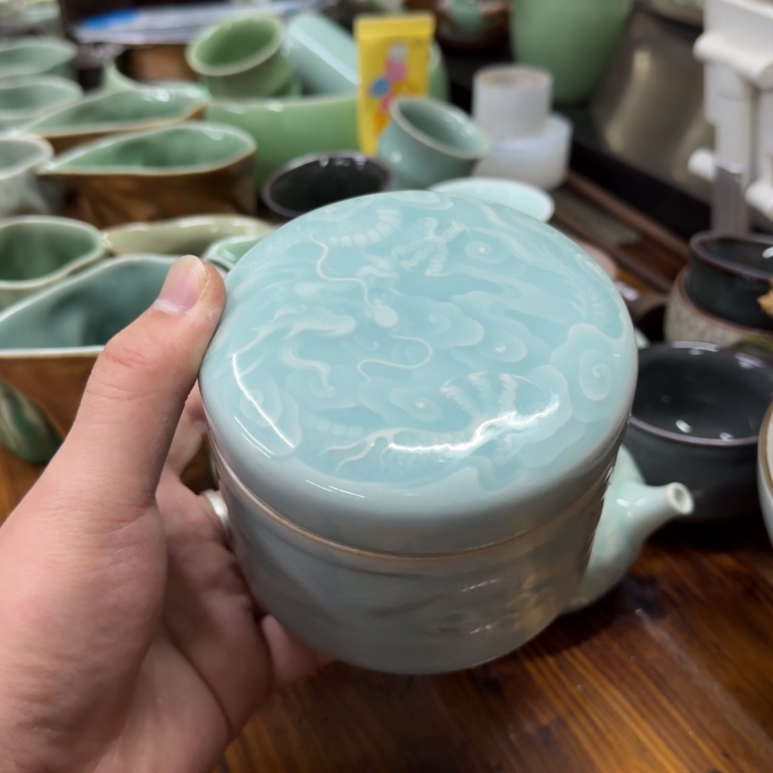 龙泉青瓷茶具微瑕6398