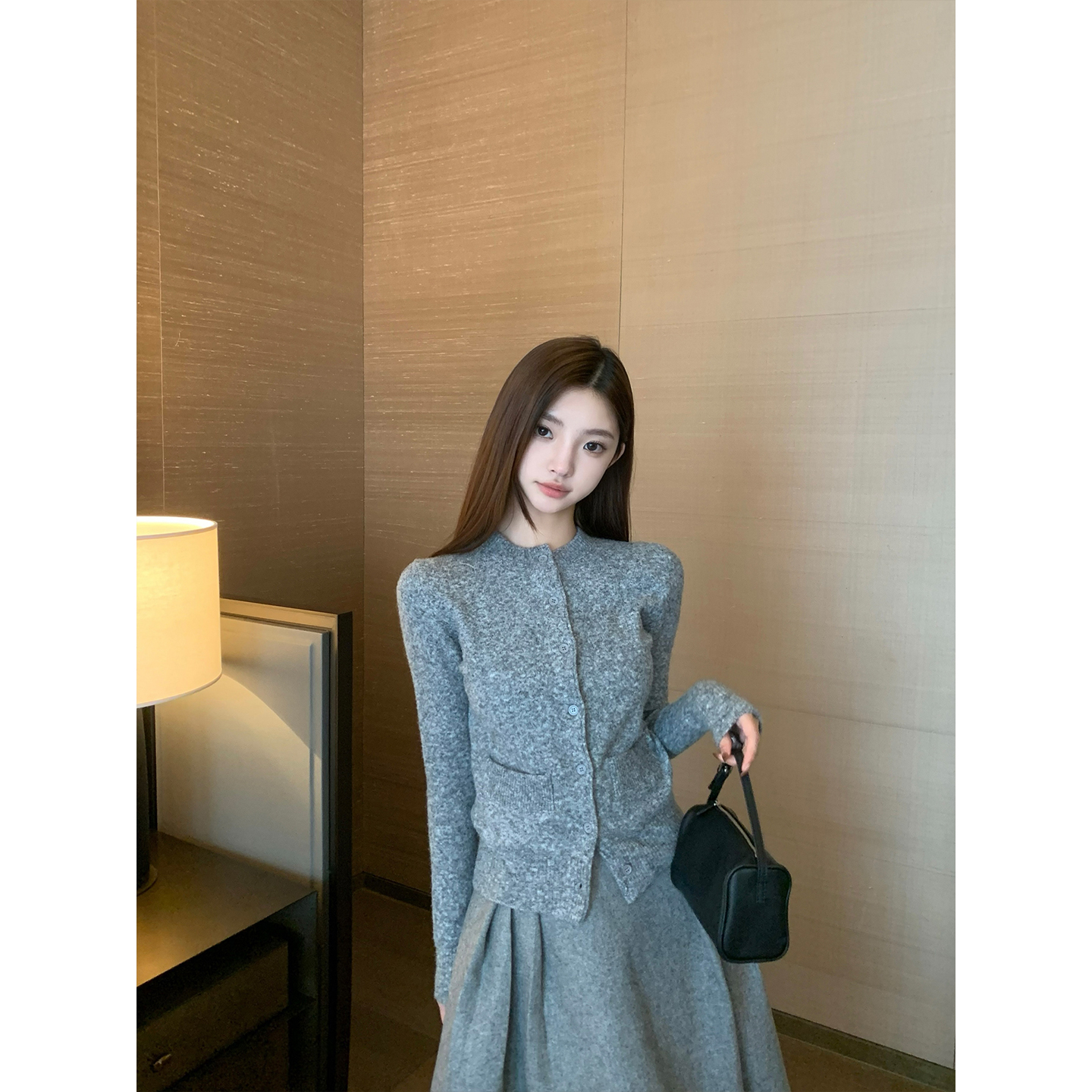 不冷BULENG 领子蝴蝶结毛衣