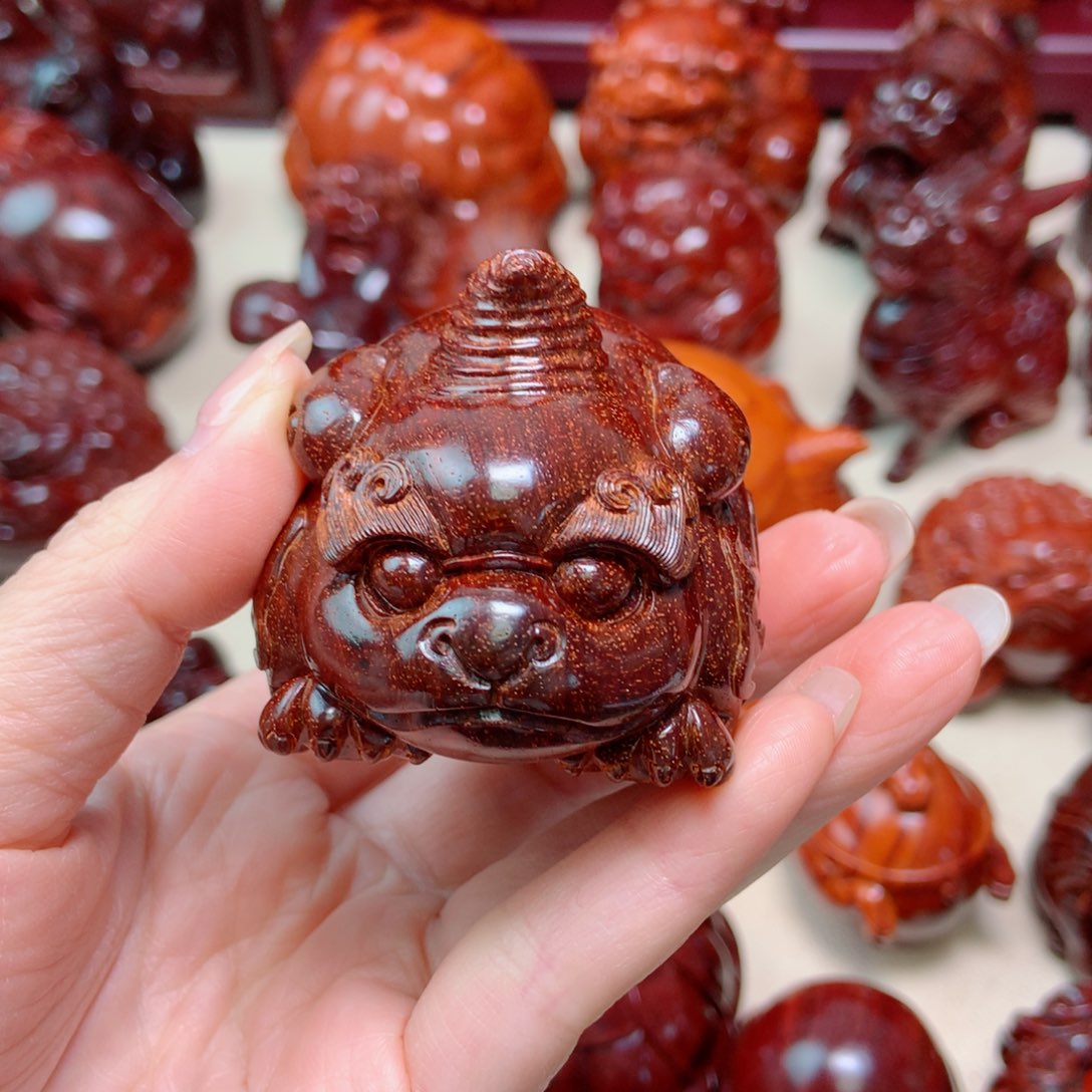 檀香紫檀（小叶紫檀）斗**佛