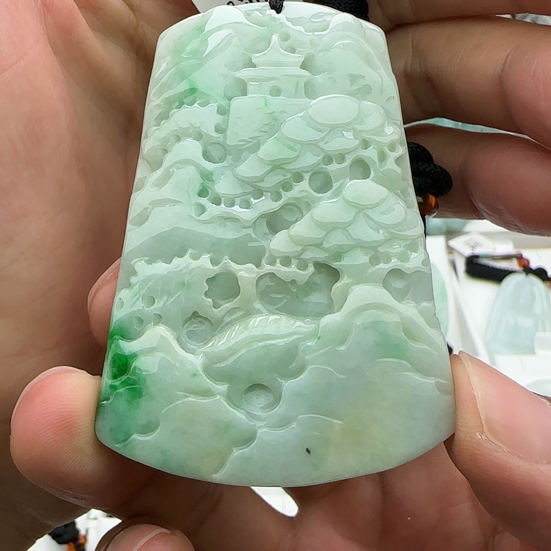 颈饰未镶嵌翡翠翡翠