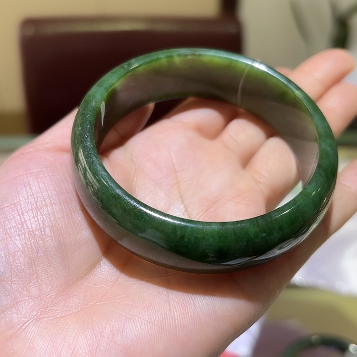 和田玉（碧玉）未镶嵌手镯he和田玉未镶嵌