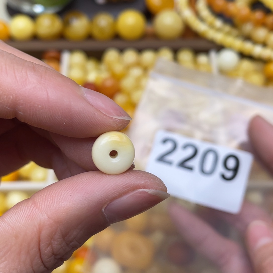 蜜蜡珠宝奇石未镶嵌10