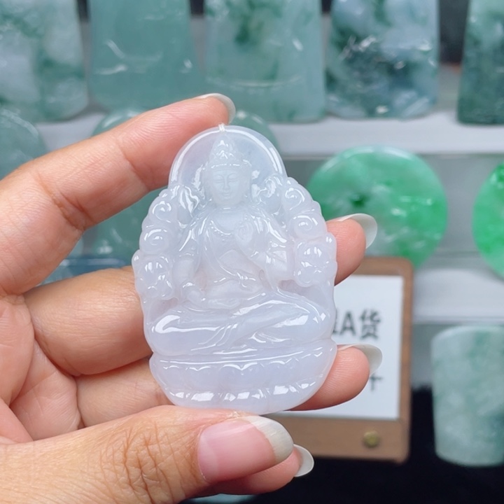 颈饰未镶嵌翡翠观音