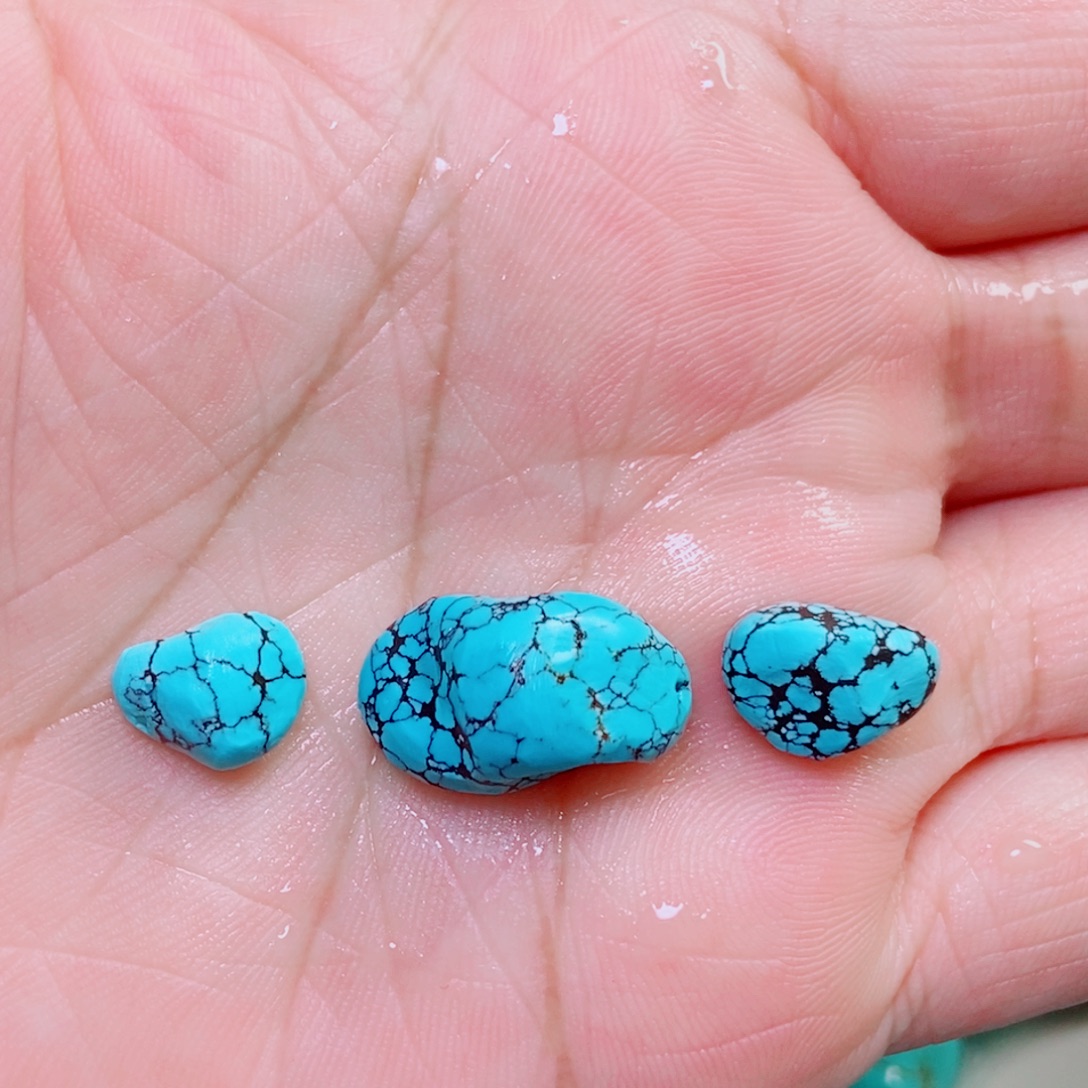 西***梦绿松石未镶嵌挂件