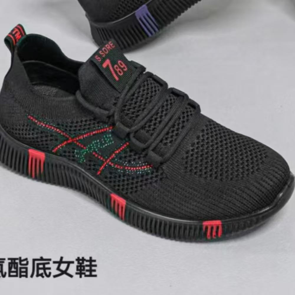 新款秋季女款软底轻便舒适运动鞋中年妈妈鞋