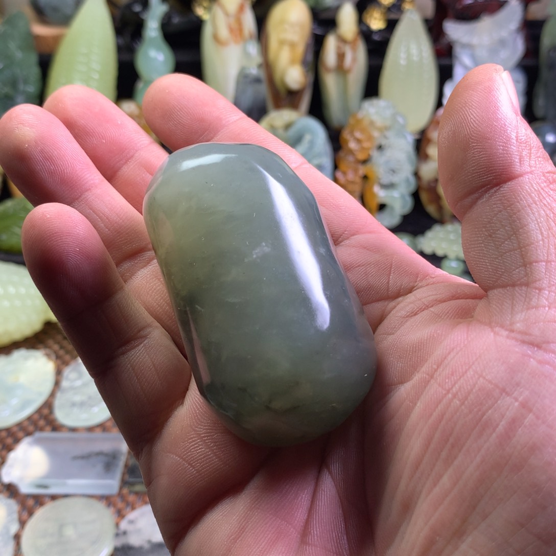 岫玉手把件未镶嵌