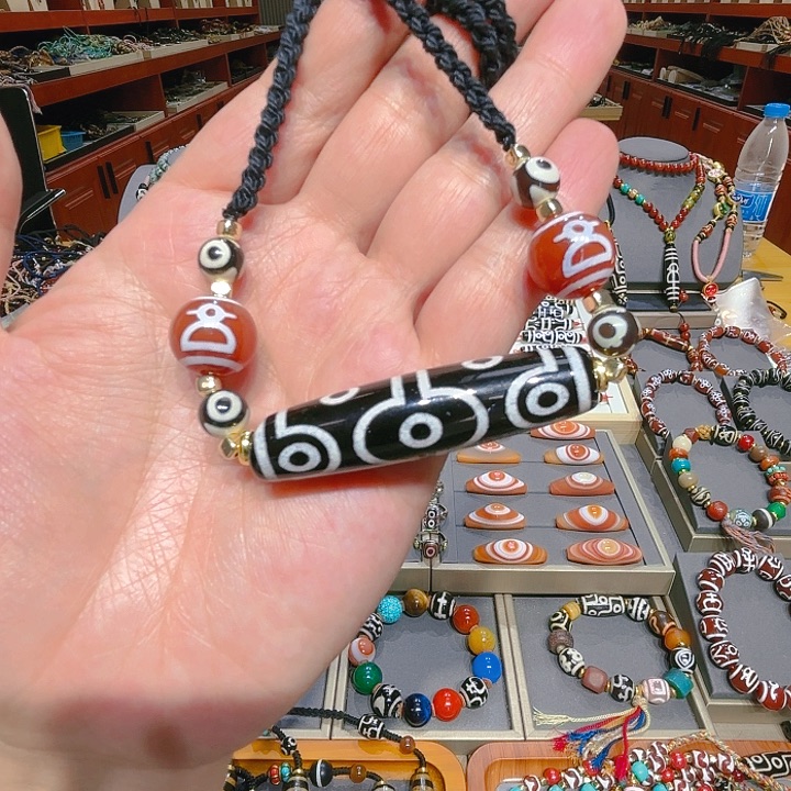 未镶嵌玛瑙/玉髓珠宝奇石