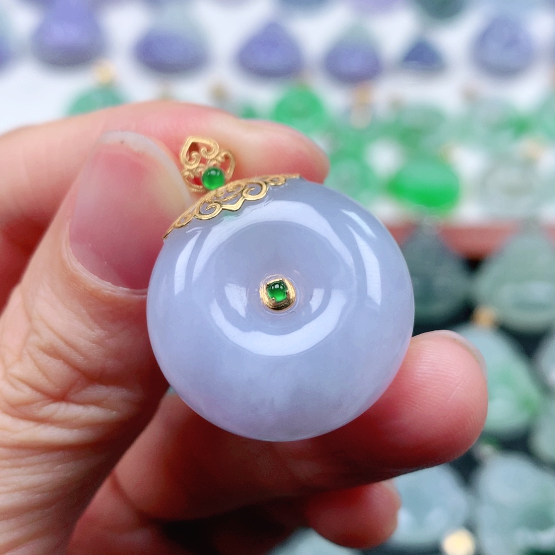 翡翠吊坠(不含链)18K金镶嵌