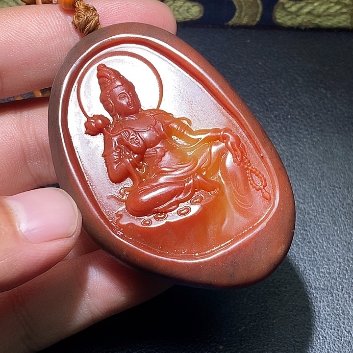 飞***天和田玉未镶嵌颈饰CC