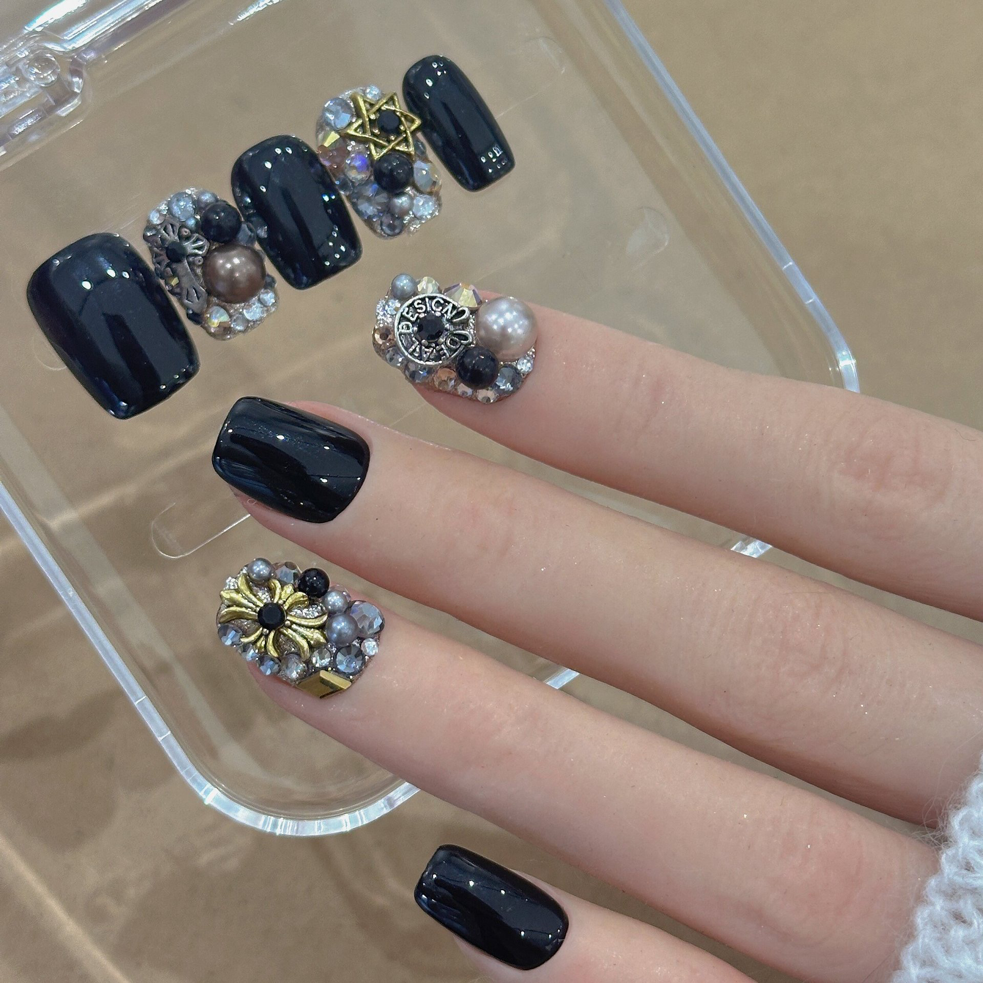 2025纯手工克罗心朋克风金属镶钻立体显白暗黑风穿戴甲