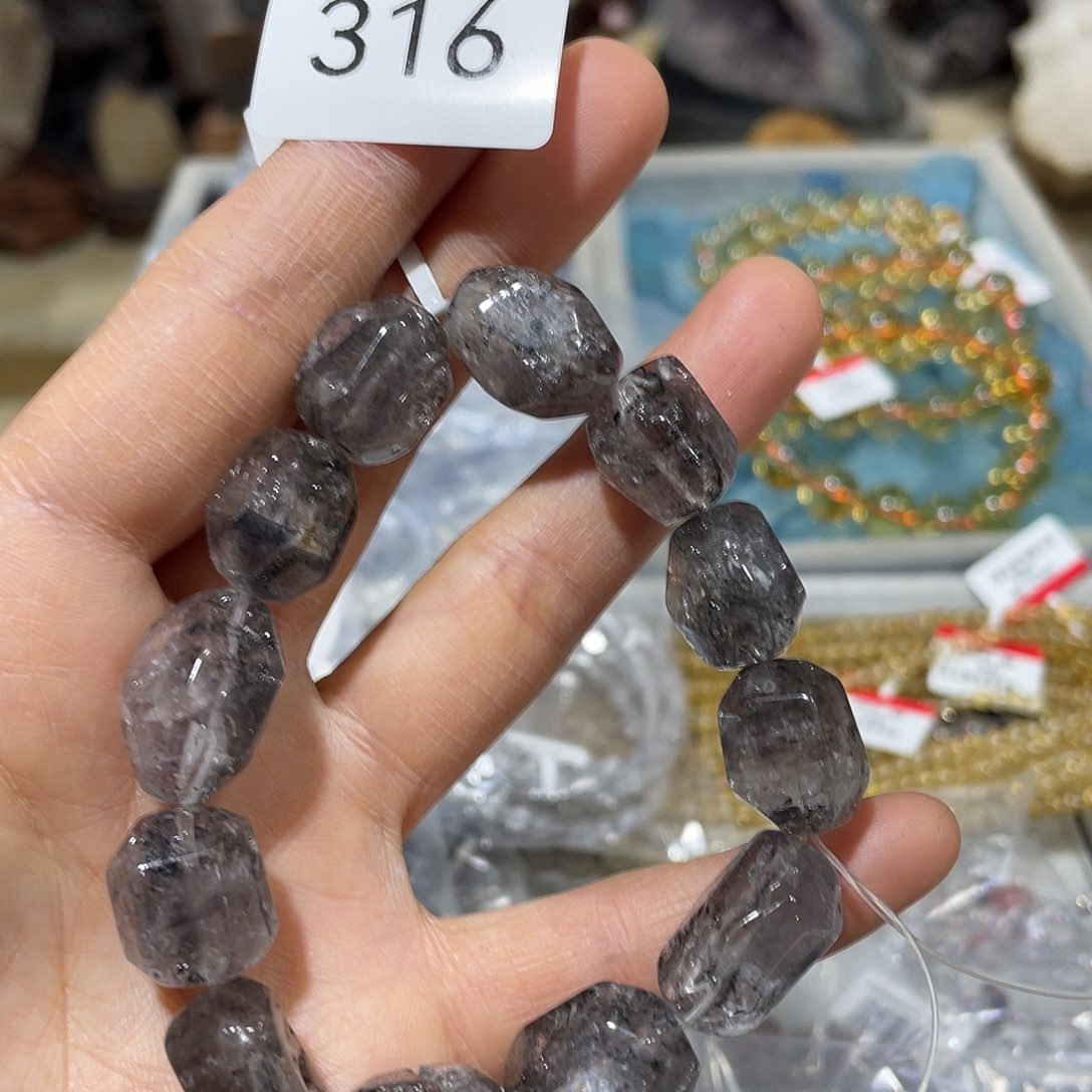 水晶手串未镶嵌s l 604