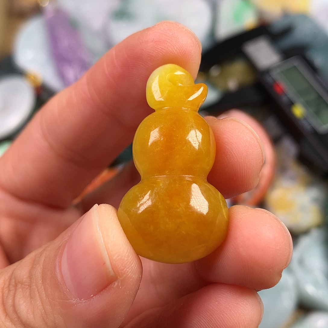 翡翠未镶嵌颈饰天然翡翠