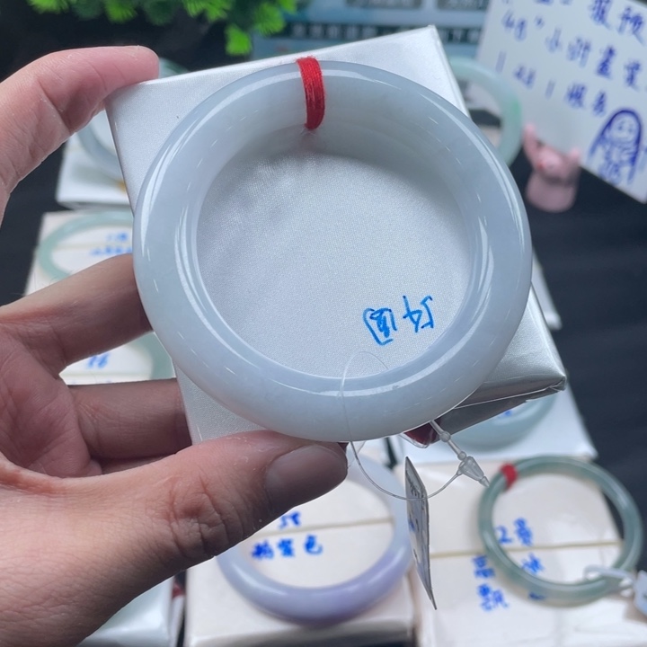 翡翠手镯未镶嵌胖圆白月光54