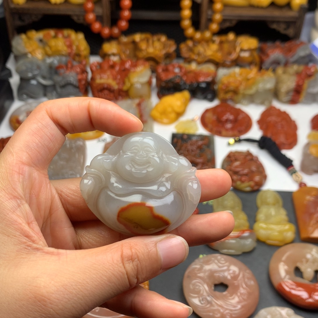 石英质玉（黄龙玉）挂件未镶嵌