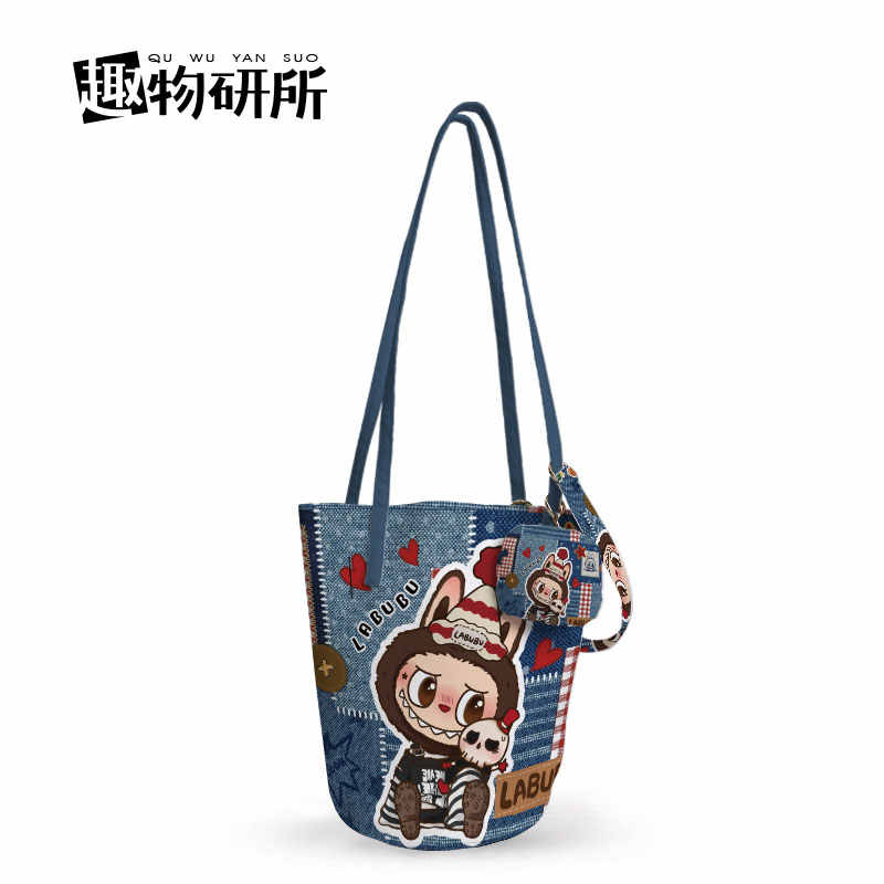 卡通拉布布新款女生小众休闲时尚印花通勤单肩斜挎加长水桶帆布包