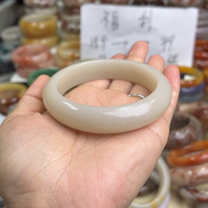 石英质玉微瑕61未镶嵌