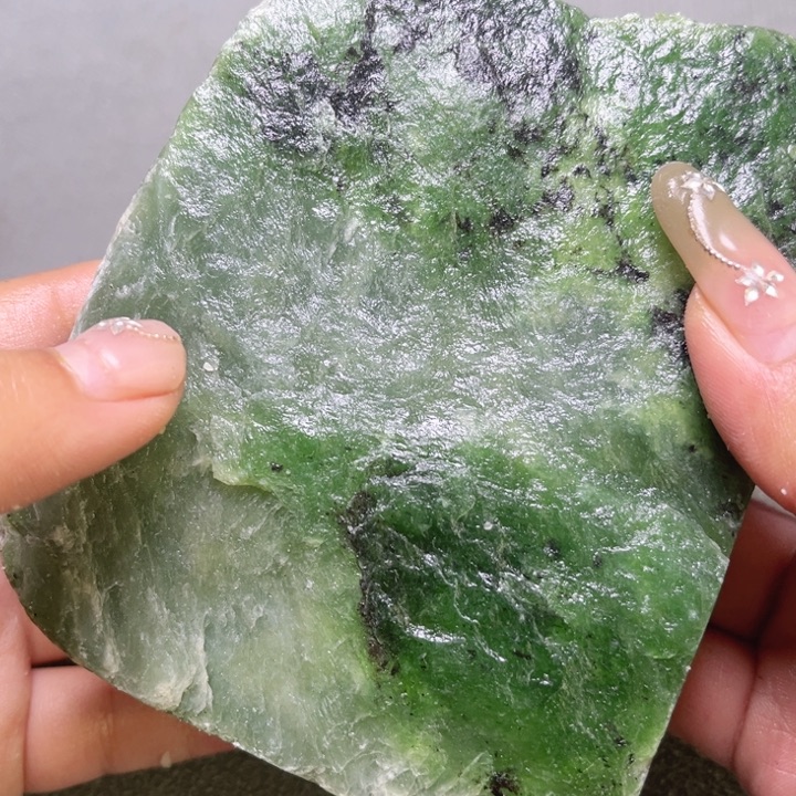 和田玉（糖玉）未镶嵌珠宝奇石