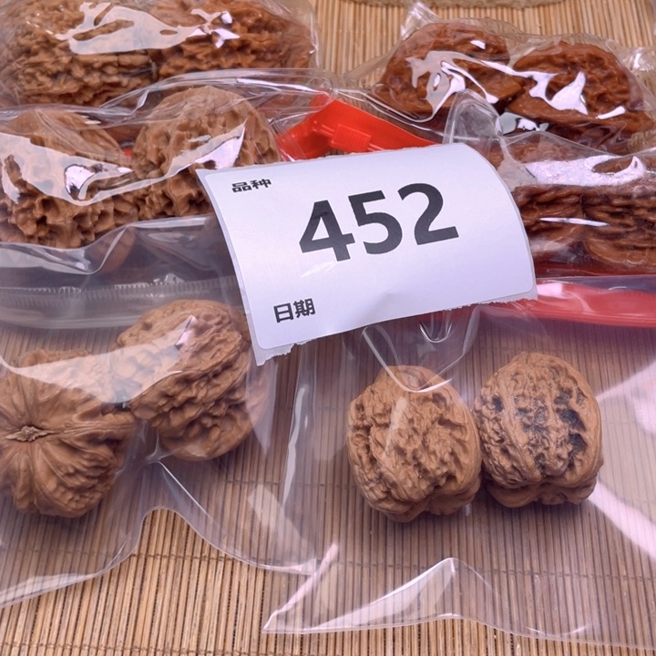 文玩核桃把件452号6对