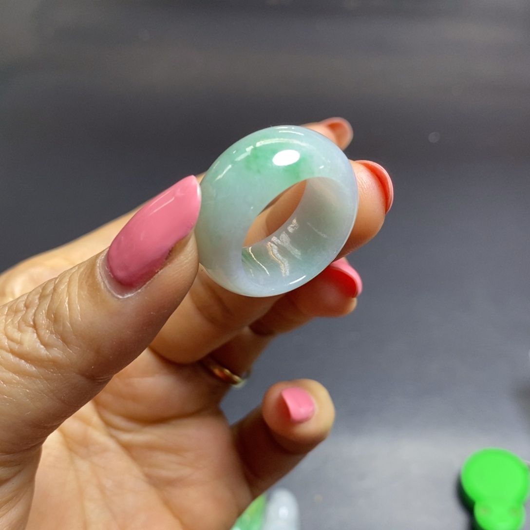 定制翡翠未镶嵌戒圈16