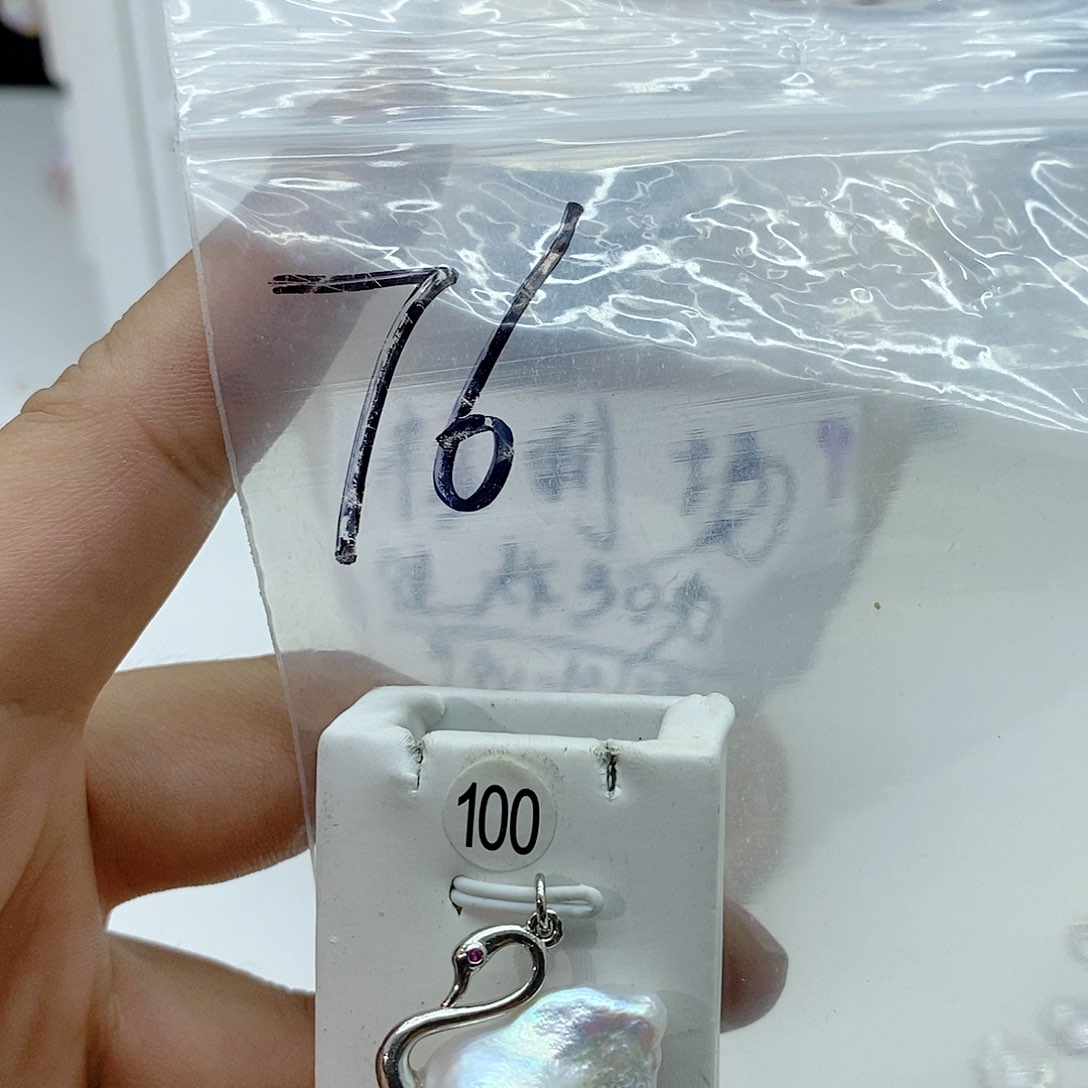 淡水珍珠颈饰合金