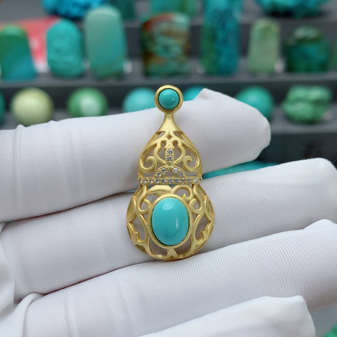 绿松石配饰未镶嵌