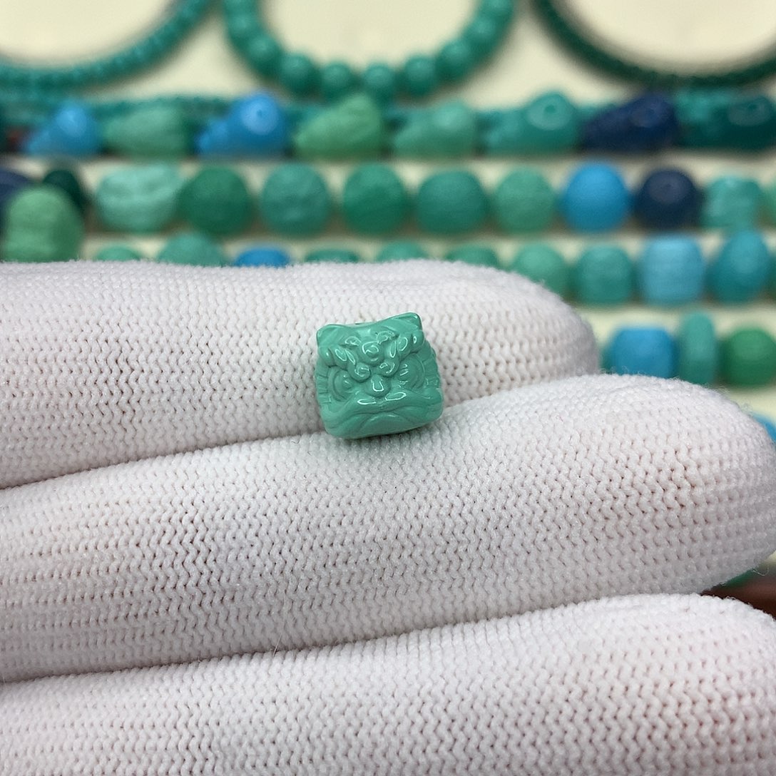 夏***燥醒狮果冻绿尺寸10.5