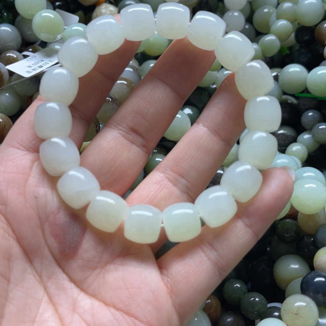 和田玉手链未镶嵌