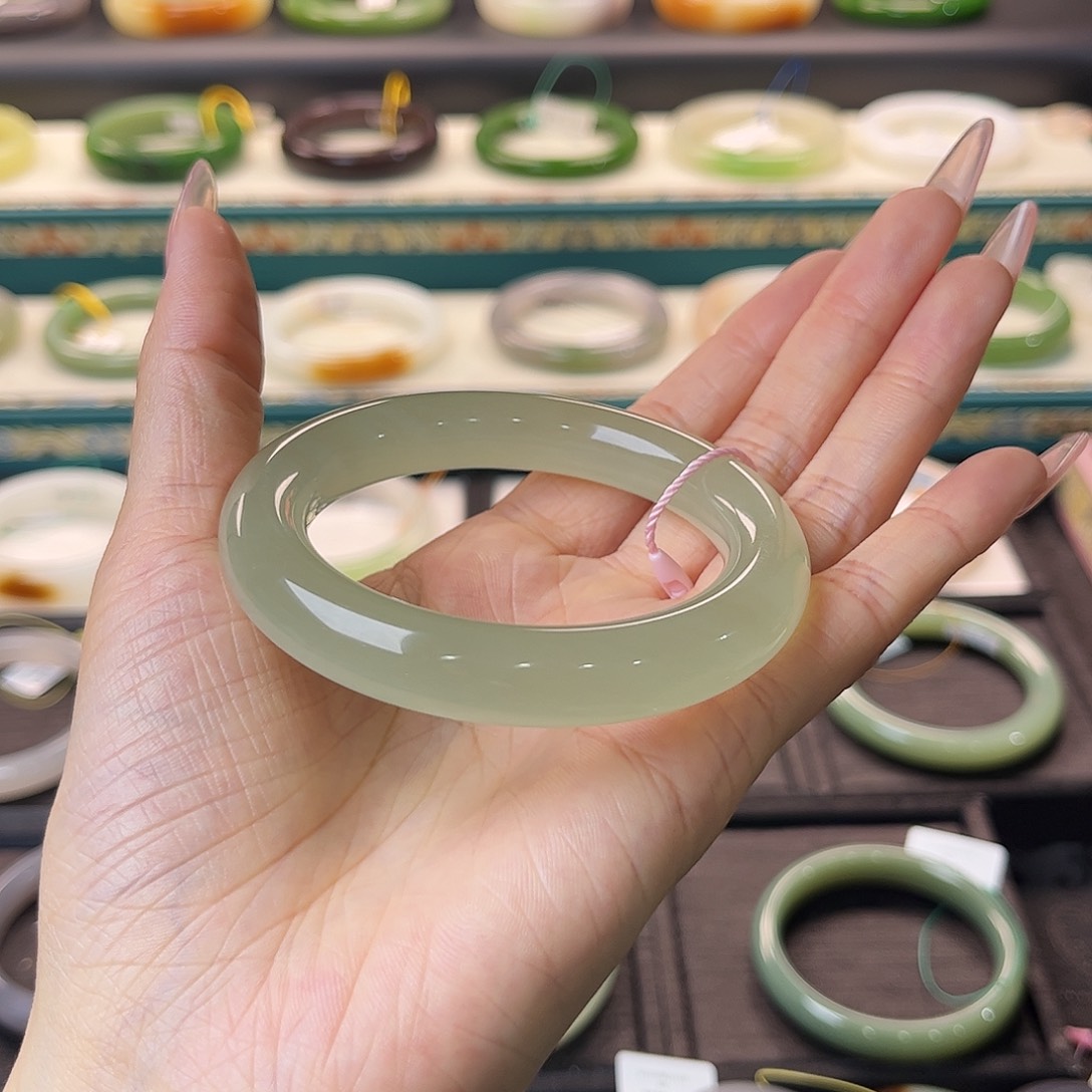 和田玉手镯未镶嵌高冰晴水猫眼