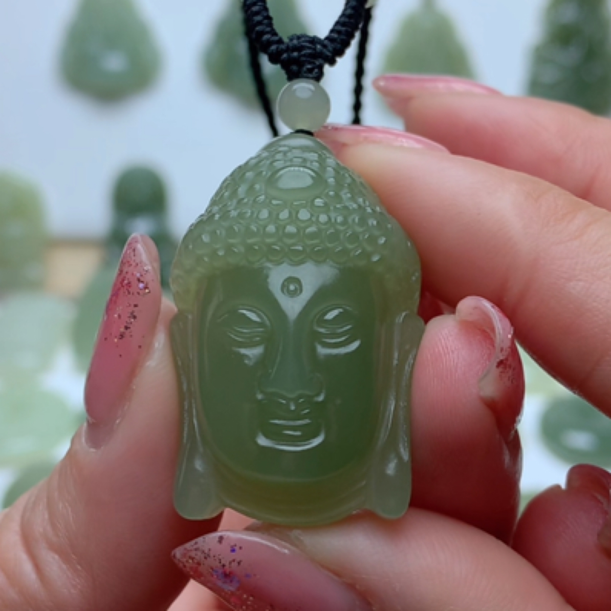 天然和田玉精品吊坠