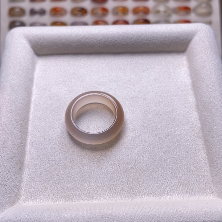 玛瑙/玉髓戒指未镶嵌?****心